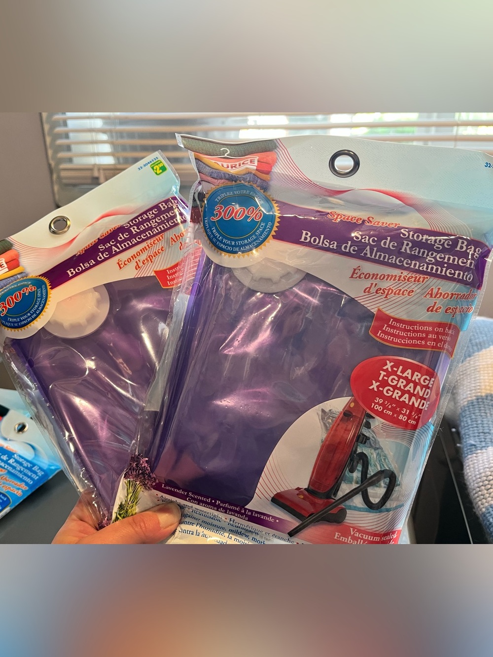 Storage bundle: storage bags + door hanger compartment.
